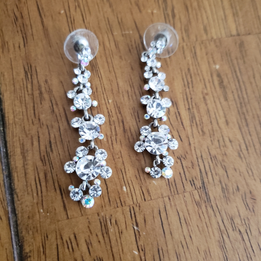 Costume Dangling Rhinestone Earrings